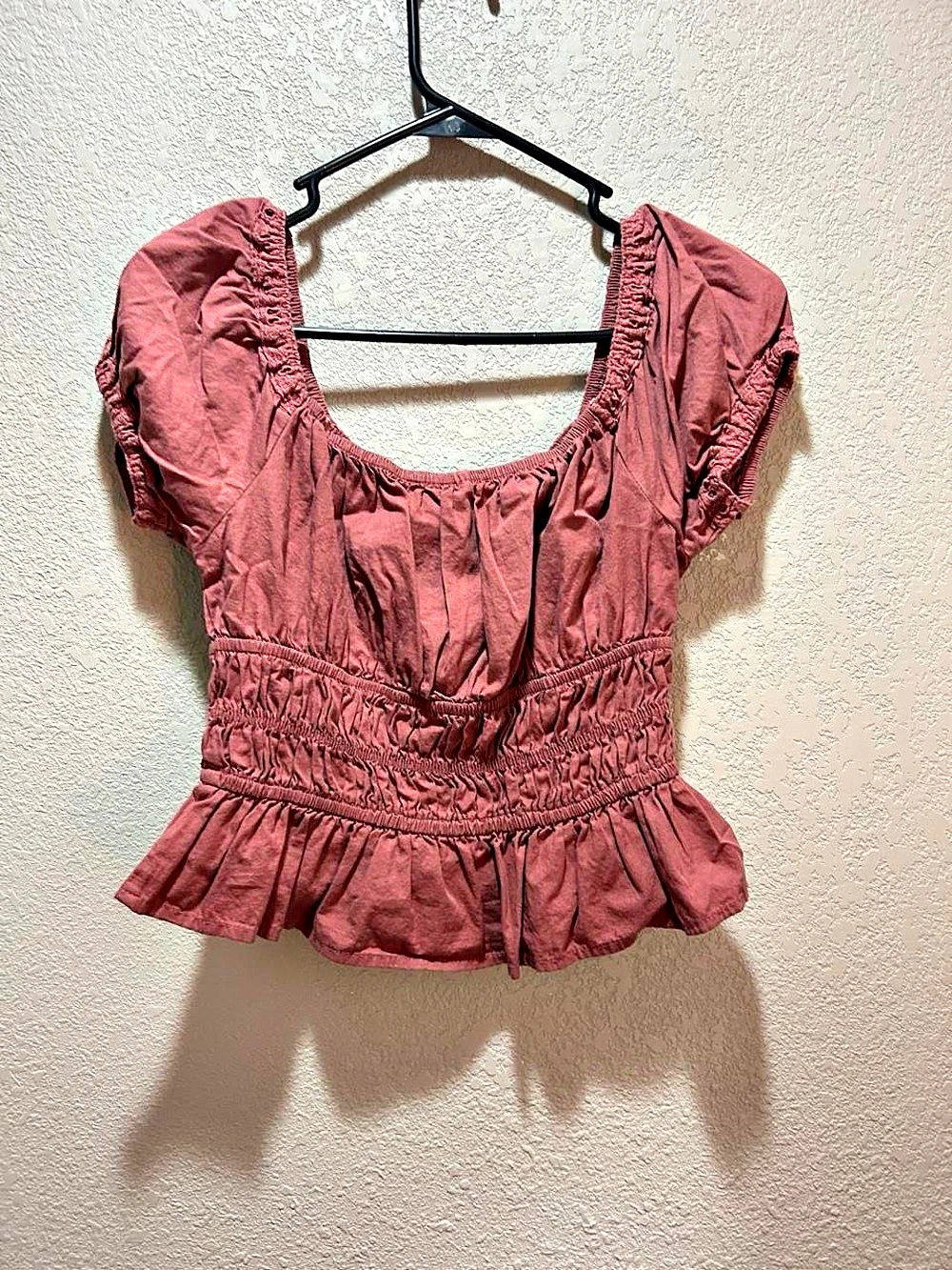 Simi & Sam Puff Sleeve Peplum Top in Pink Size Small Like New